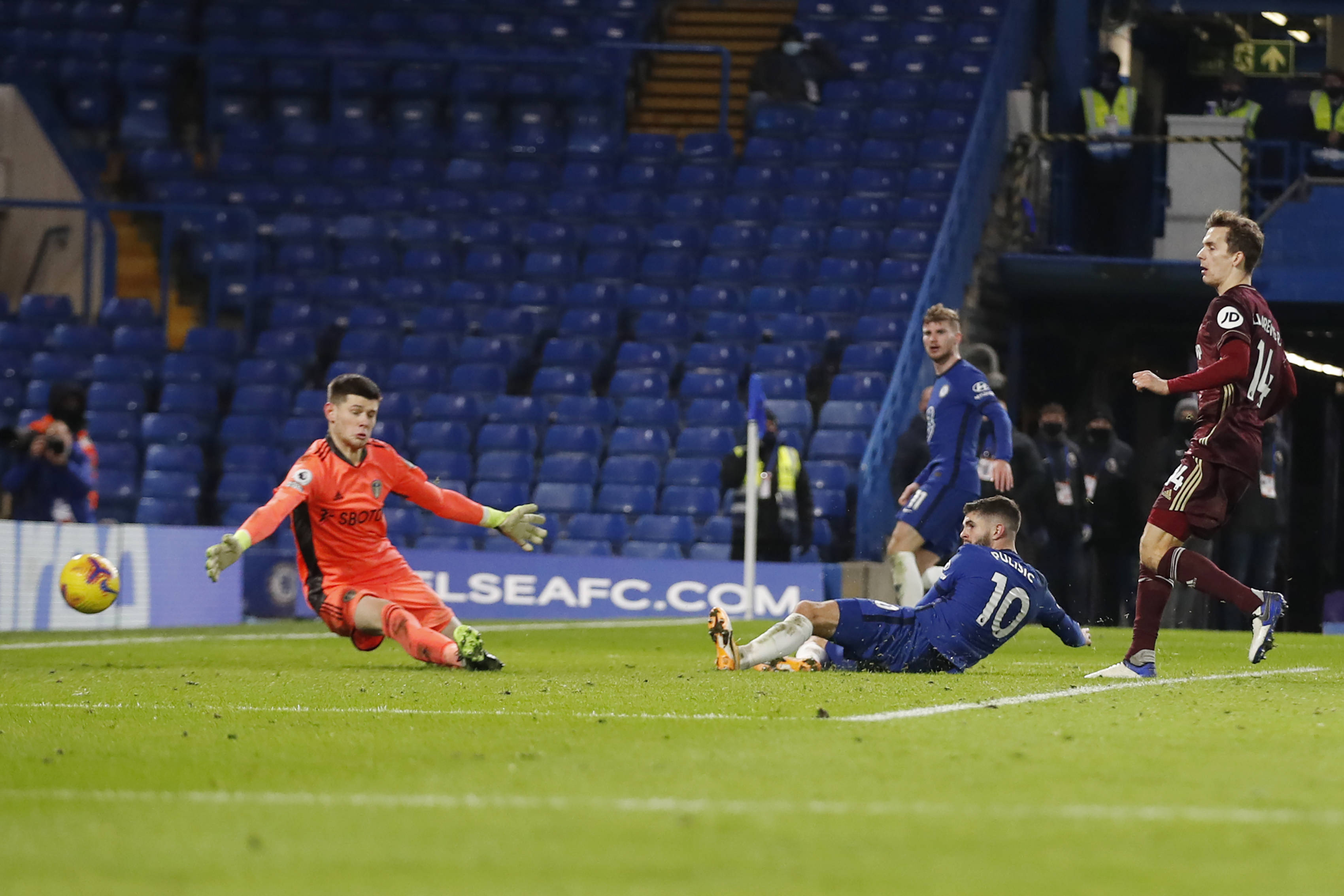 的联袂登场 的联袂登场